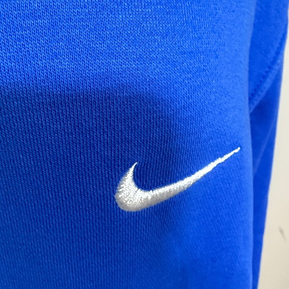 Nike Men's Blue Hoodie - Picture 3 of 10